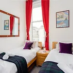 Cozy 2 Bedroom Apartment At Heart Of The Edinburgh